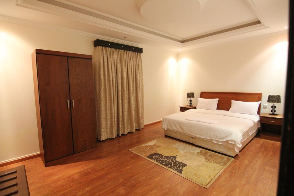 Towlan Hotel Suites 1 Rijád Pokoj fotografie