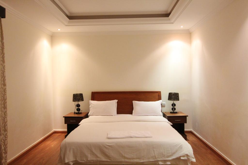 Towlan Hotel Suites 1 Rijád Pokoj fotografie