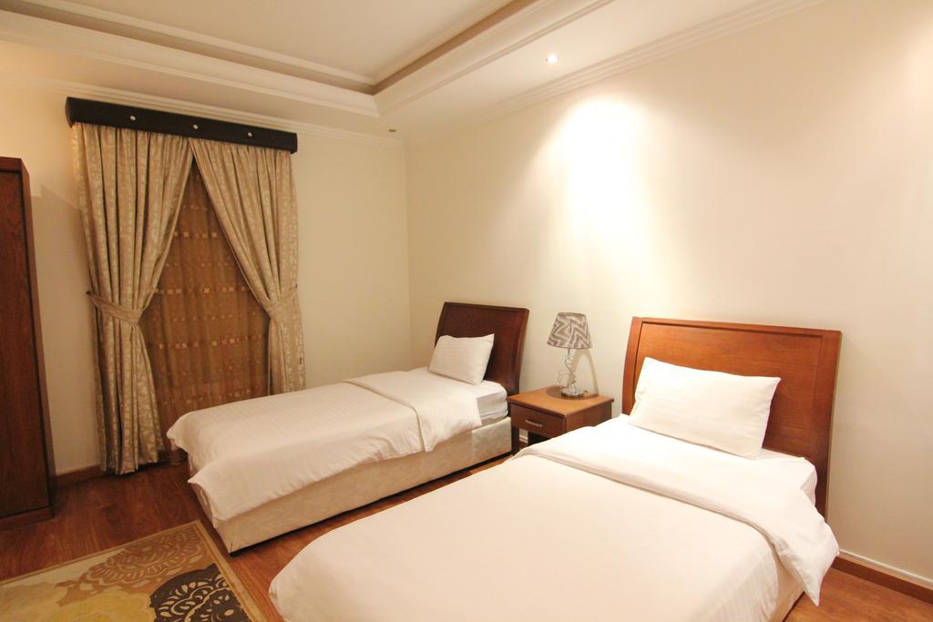 Towlan Hotel Suites 1 Rijád Pokoj fotografie