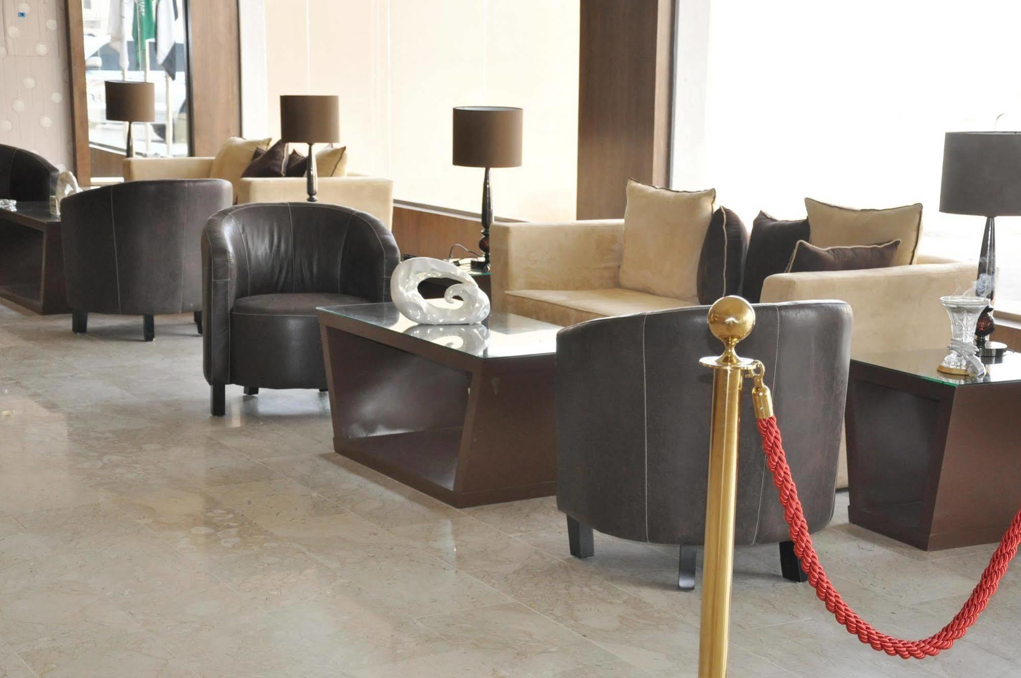 Towlan Hotel Suites 1 Rijád Exteriér fotografie